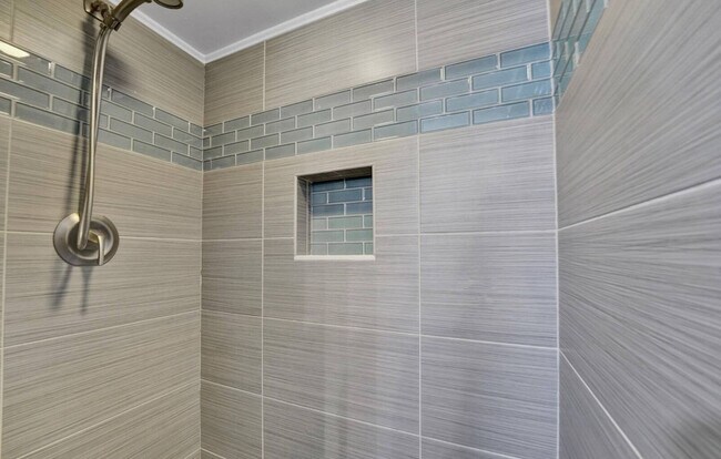 Building Photo - 23223 Front Beach Rd