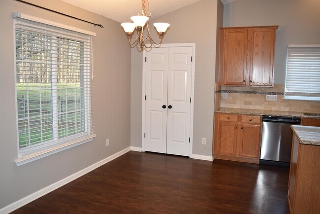 Building Photo - 6832 Brancusi Ct