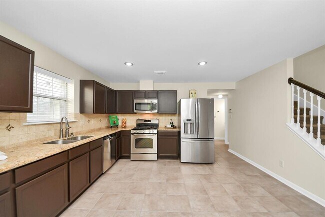 Building Photo - 17111 Plaistow court
