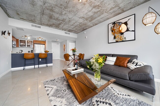 Building Photo - 3250 NE 1st Ave