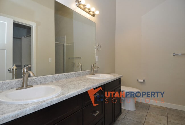 Building Photo - 14927 S Thunder Horse Ln
