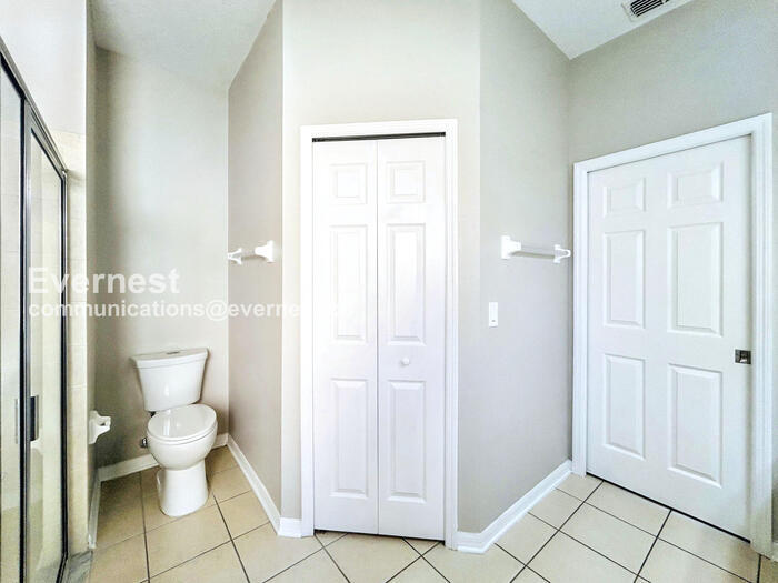 Building Photo - 7709 Armonk Ln