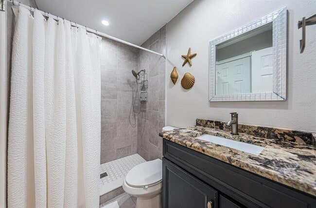 Building Photo - 6000 Bahia Del Mar Cir