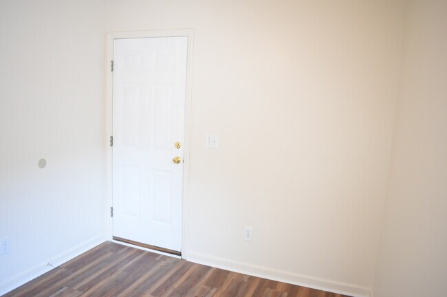 Building Photo - 6901 Southern Exposure