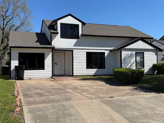 Building Photo - 3811 Florinda St