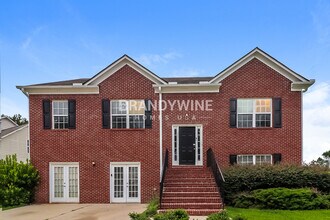 Building Photo - 455 Boxelder Rd