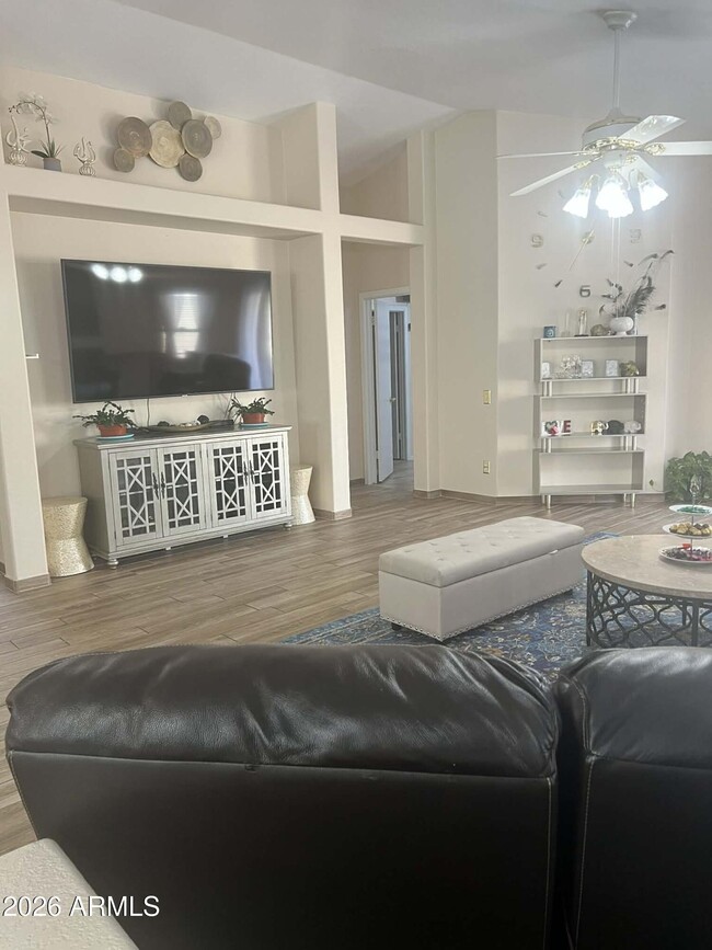 Building Photo - 6806 N 77th Dr