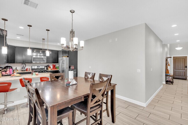 Building Photo - 412 Beech Tree Dr