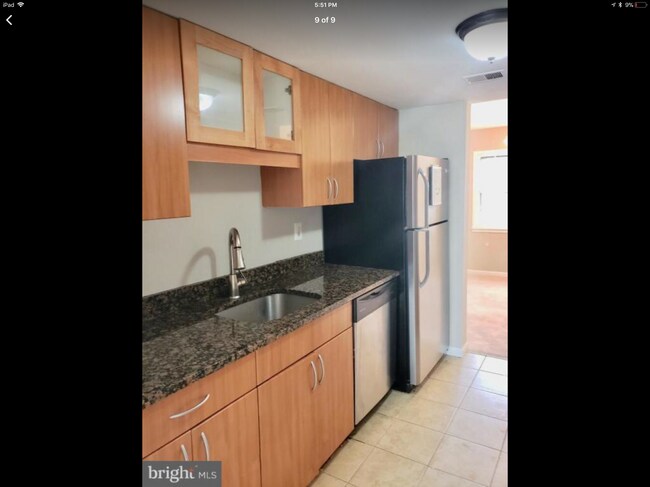 Building Photo - 16569 Royal Ct