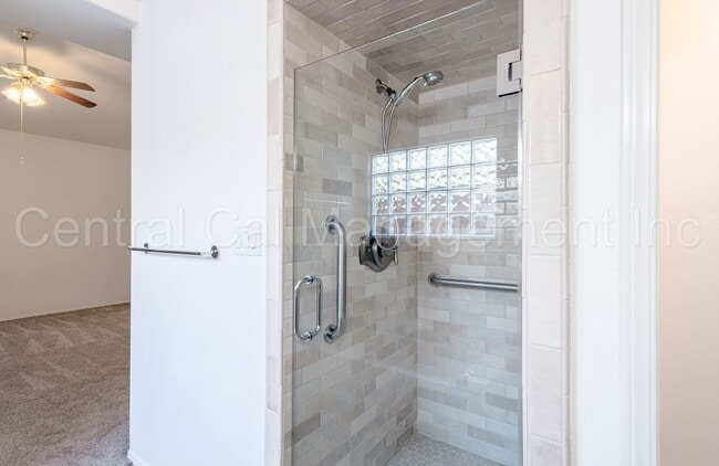 Building Photo - 3 Bedroom + Office, 2 Bath Home with Solar...