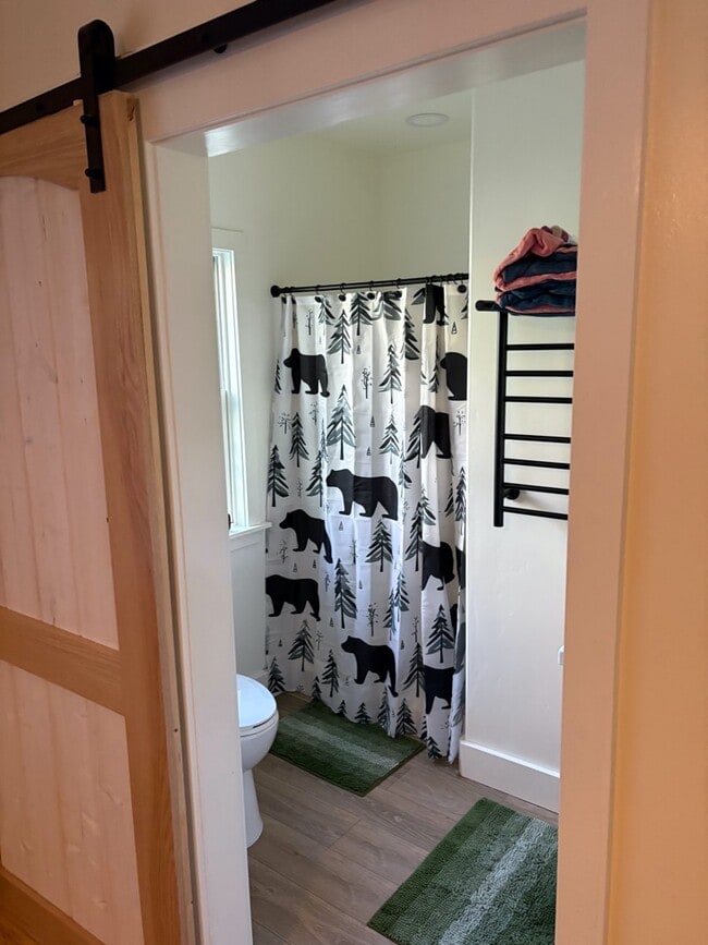 Building Photo - 200 Taylor St