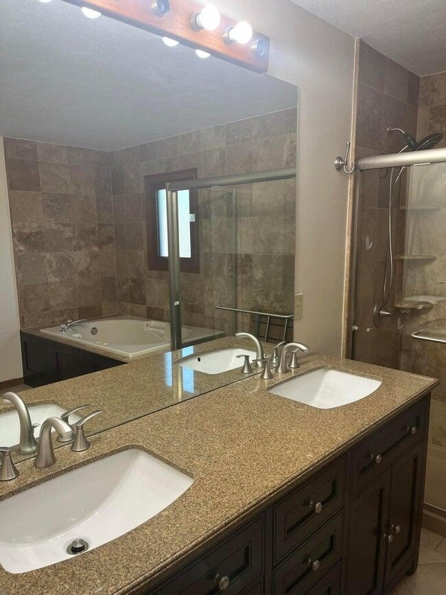 Building Photo - 7609 Johntimm Ct
