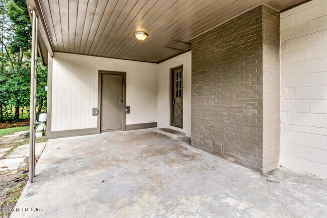 Building Photo - 6255 Randia Dr