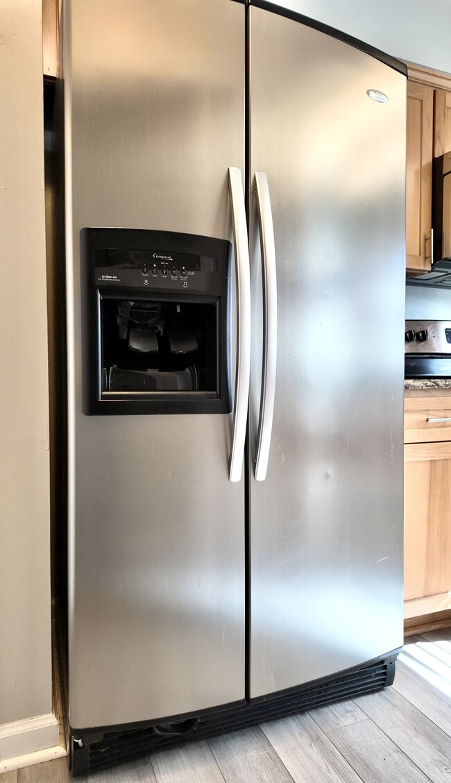 Building Photo - 1007 Brandon Quay