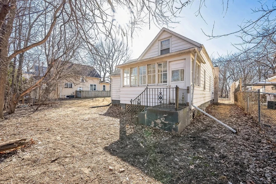 Primary Photo - 1308 43rd St