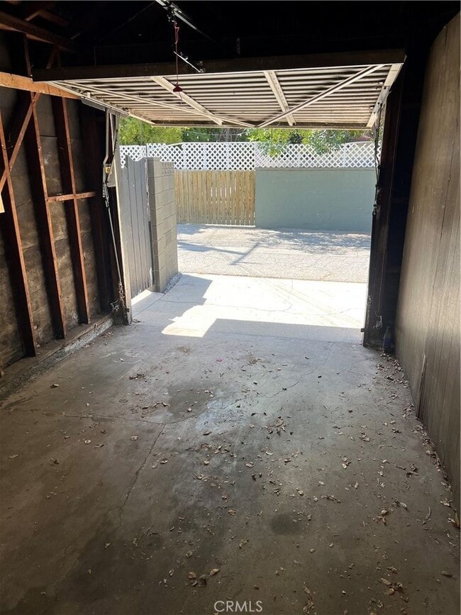 Building Photo - 12660 Oxnard St
