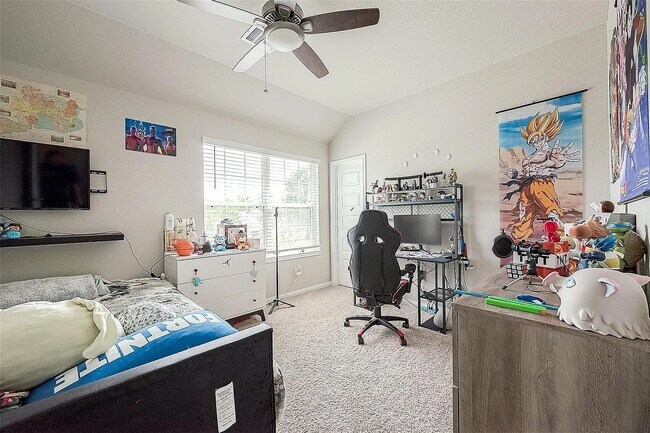 Building Photo - 1317 Mount Bassie Trl