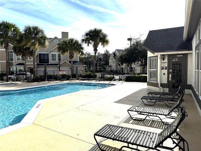 Building Photo - 1101 Vintage Village Ln