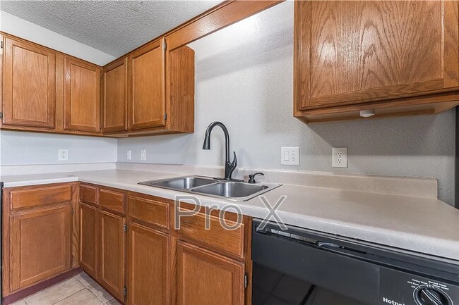 Building Photo - 3501 SW Landau Ct