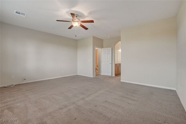 Building Photo - 484 Punto Vallata Dr