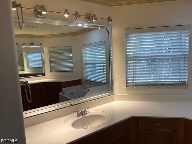 Building Photo - 20650 Torre Del Lago St