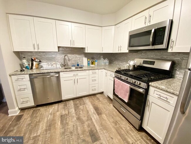 Primary Photo - 167 Andover Pl