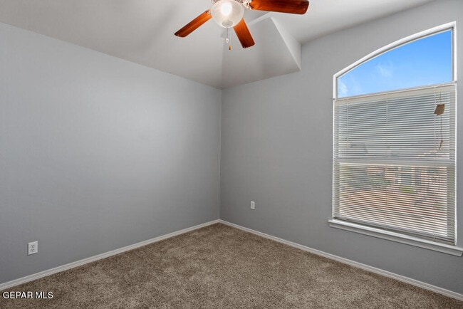 Building Photo - 454 Claiborne St