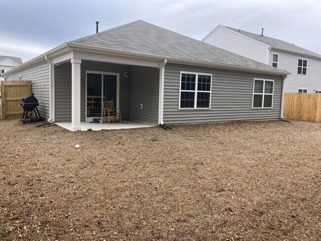 Building Photo - 4003 Calabash Ct