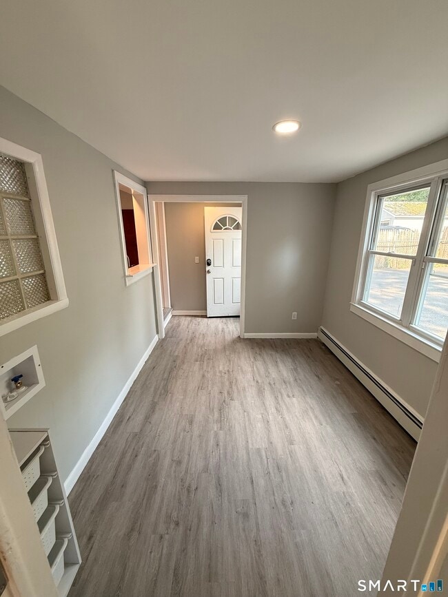 Building Photo - 37 Caya Ave