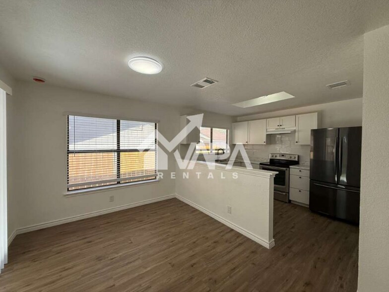 Building Photo - 7916 Pepper Trail