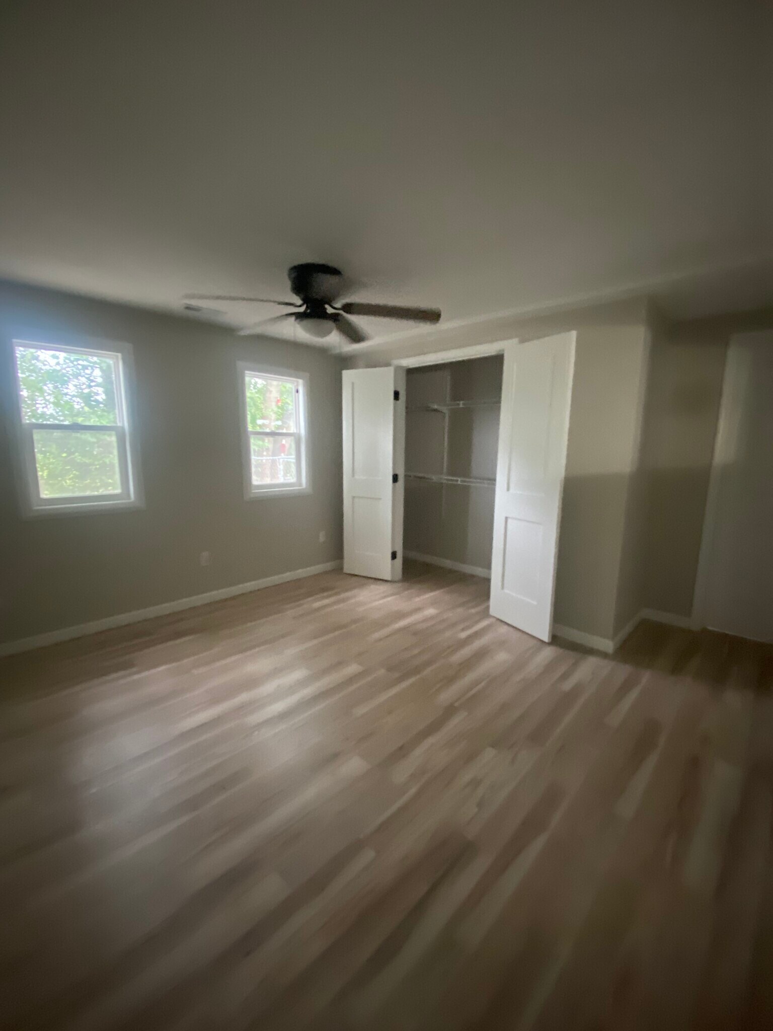 Building Photo - 403 Palomino Ct