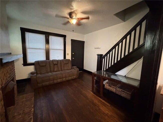 Building Photo - 510 Ivory Ave