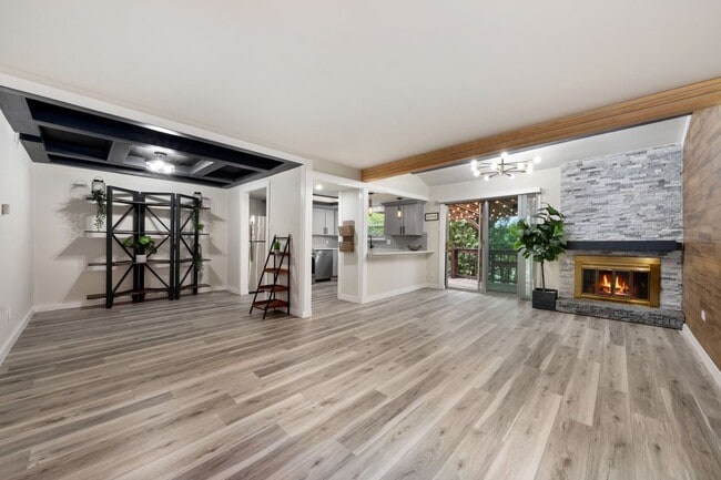 Building Photo - 2703 Meadowstone Ct