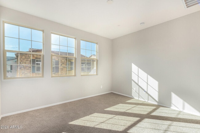 Building Photo - 1677 E Chelsea Ln