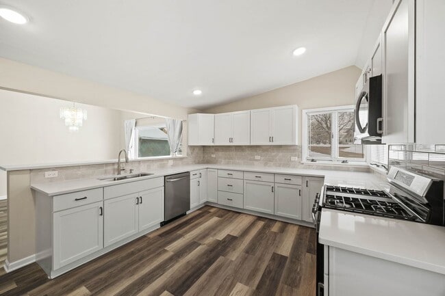 Building Photo - 246 Miller Ave