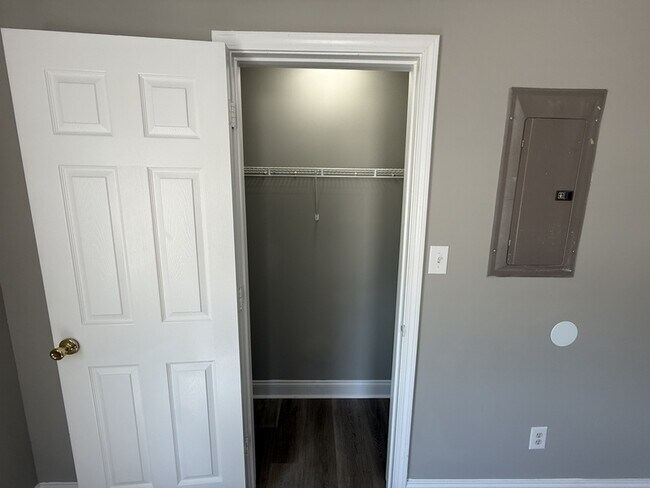 Building Photo - 233 Westchester Cir