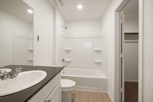 Building Photo - 14636 Cregg Ml Dr
