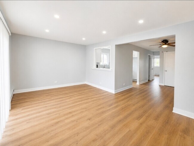 Building Photo - 4208 Bonhill Dr
