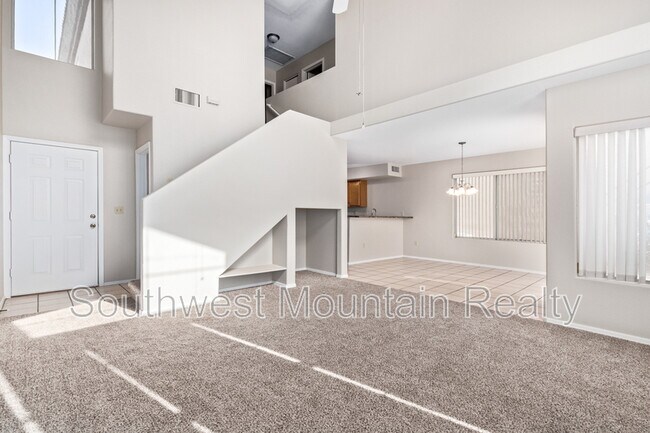 Building Photo - 1083 W Sandy Banks