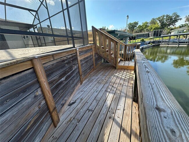 Building Photo - 1611 Canal Ct