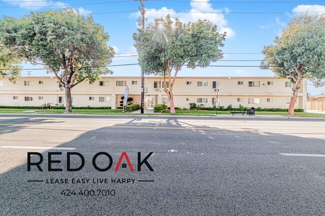 Building Photo - 14121 Shoemaker Ave