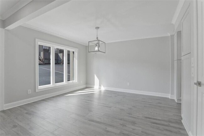 Building Photo - 49 Ivy Gates NE