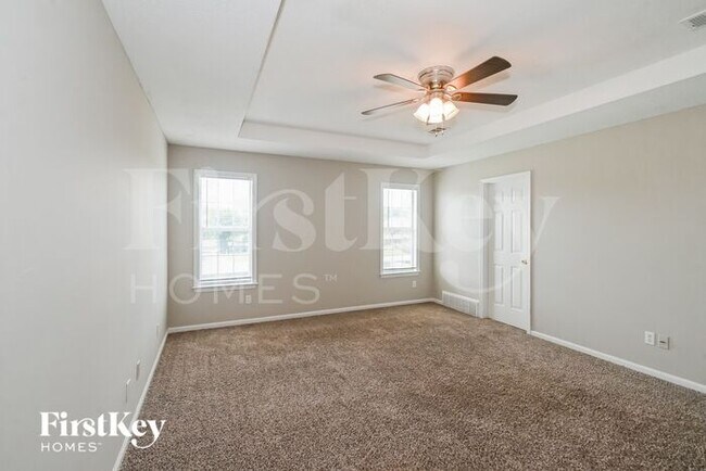 Building Photo - 7339 Confederate Cir E