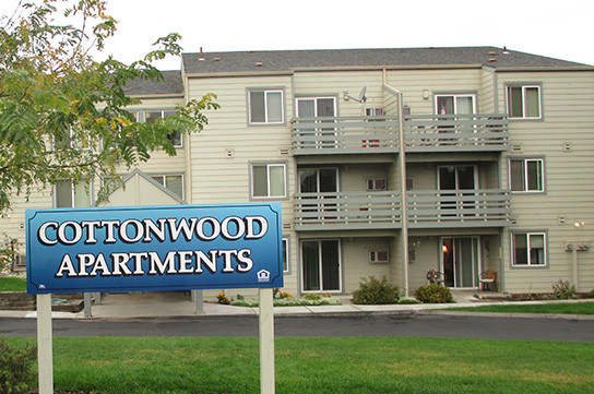 Building Photo - Cottonwood II Apartments