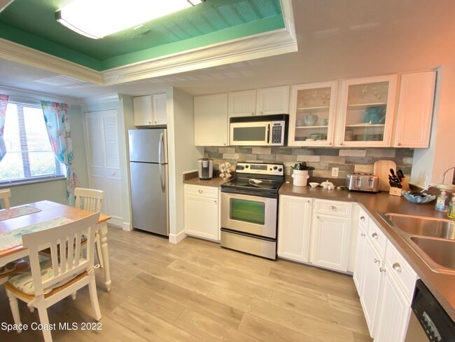 Building Photo - 199 Jimmy Buffett Mem Hwy