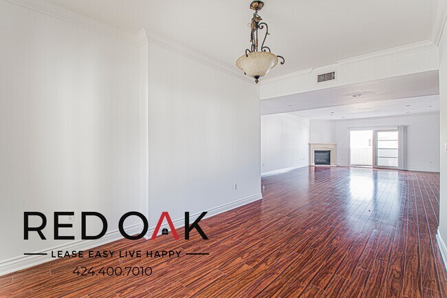 Building Photo - 11848 Kiowa Ave