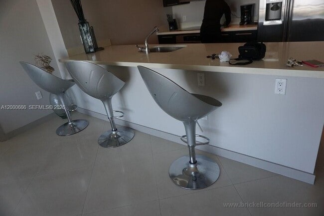 Building Photo - 90 SW 3rd St