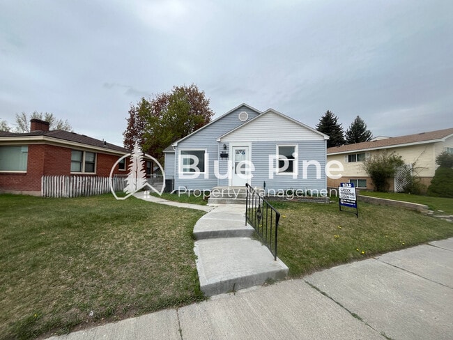 Primary Photo - 975 K St