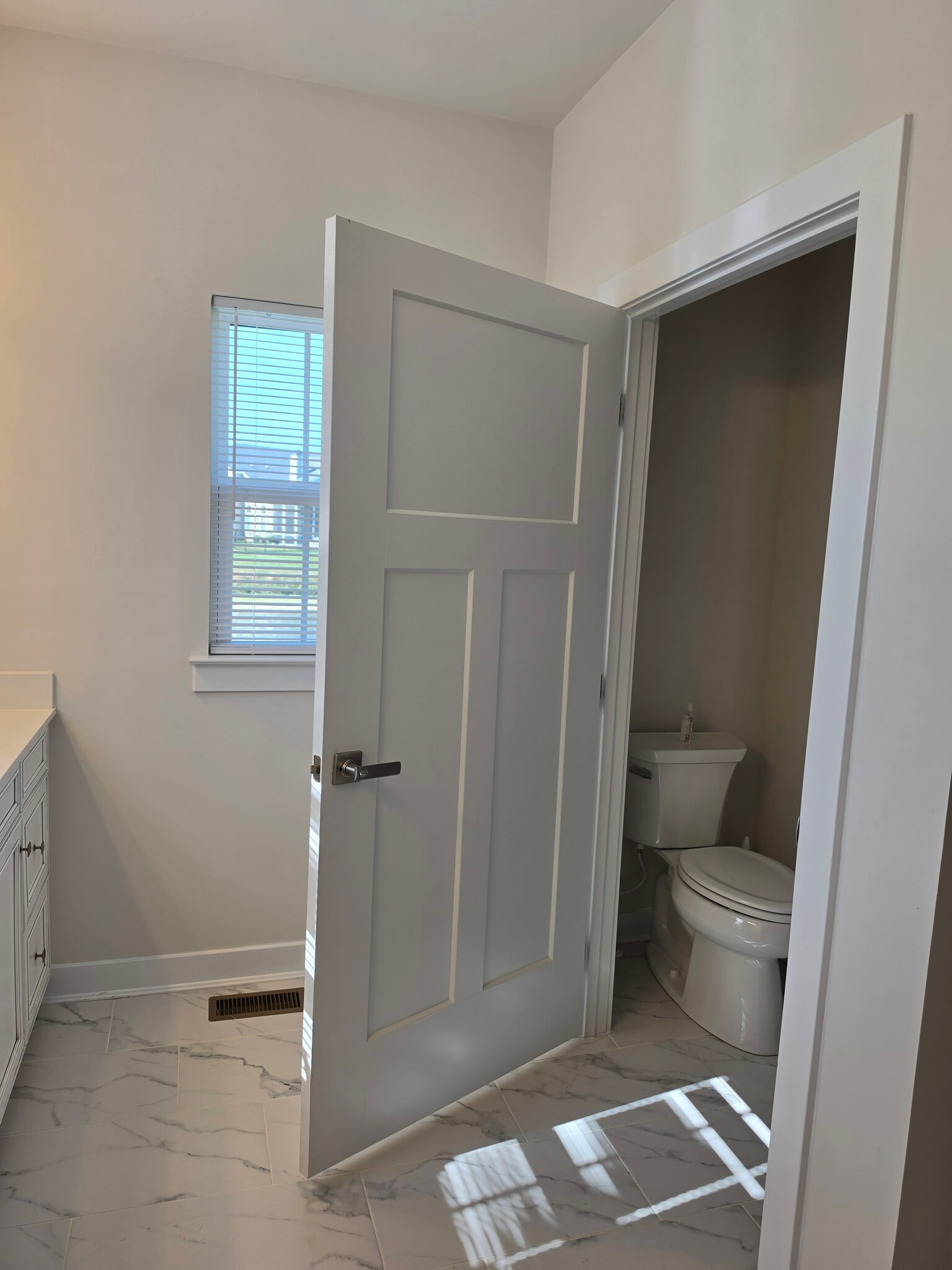 Building Photo - 28050 Purple Martin Cir
