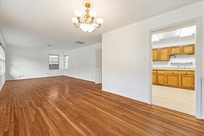 Building Photo - 4517 Park Ct